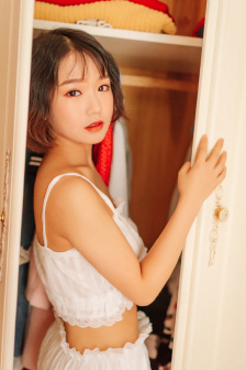 和女部长一起出差在线播放中文